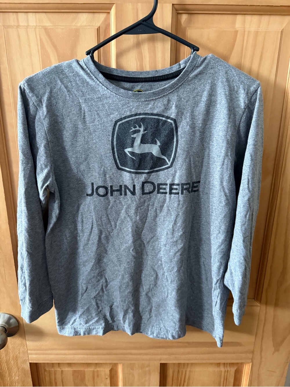 Like New, Boys Size Medium (10/12) John Deere Long Sleeve T-Shirt